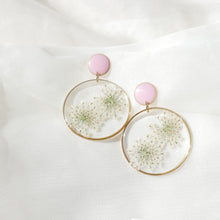 Load image into Gallery viewer, Estelle white and pink duo earrings - round (xxl)