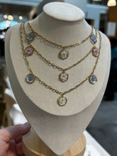 Cargar imagen en el visor de la galería, Alba trio necklace