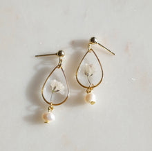 Load image into Gallery viewer, (Copy) Perla earrings-Gout (medium)