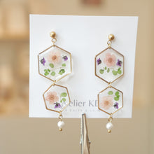 Charger l'image dans la galerie, Boucles d’oreilles Chloé rose - trio hexa