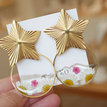 Lataa kuva Galleria-katseluun, Boucles d'oreilles duo - marguerites et rose