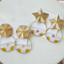 Lataa kuva Galleria-katseluun, Boucles d'oreilles duo - marguerites et rose