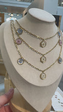 Cargar y reproducir el video en el visor de la galería, Alba trio necklace
