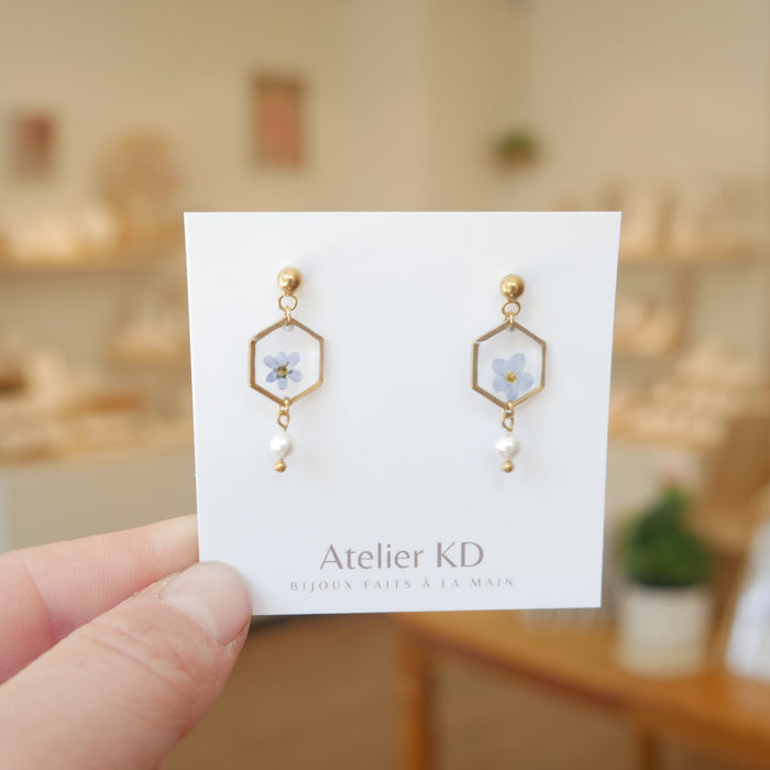 Boucles d'oreilles Perla - myosotis - petit hexagone 12mm