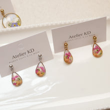 Charger l'image dans la galerie, Boucles d’oreilles bouquet - petites Goutes
