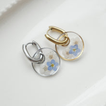 Load image into Gallery viewer, Boucles d&#39;oreilles Thalia duo myosotis - rond 20mm
