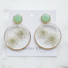 Load image into Gallery viewer, Boucles d&#39;oreilles duo Estelle blanche et vert - rond (XL)
