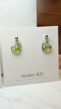 Cargar imagen en el visor de la galería, Boucles d’oreilles Chloé - cœur
