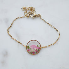 Load image into Gallery viewer, Heart bracelet - fuchsia flowers
