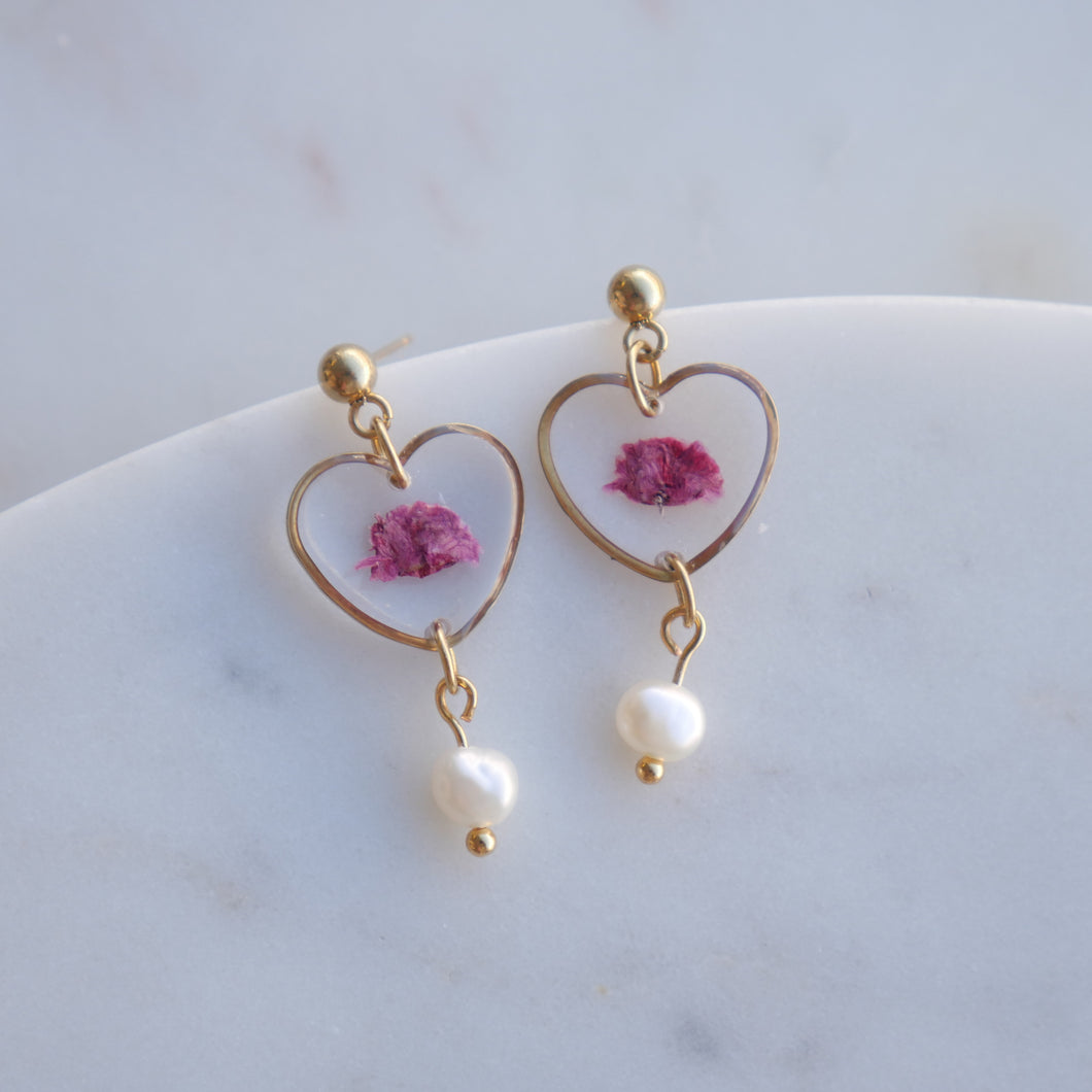 Boucles d’oreilles Perla - gypsophile fuschia - coeur (moyen)