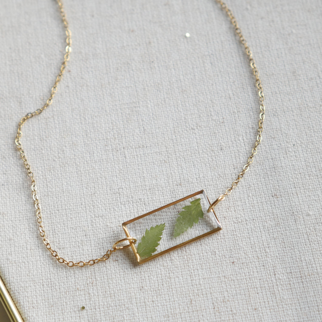 Collier Flo - rectangle( moyen)