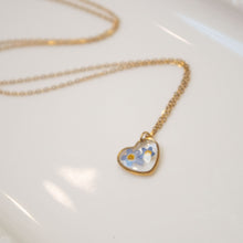 Charger l'image dans la galerie, Collier Myosotis coeur - moyen 16mm
