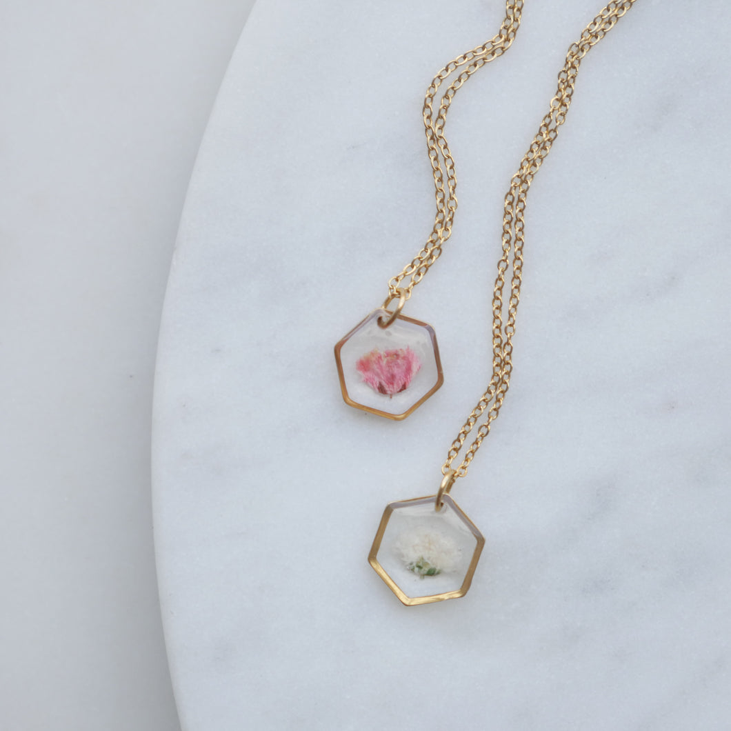 White Sigh Necklace - hexa (small)