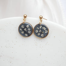 Load image into Gallery viewer, Céleste earrings - round (mini)
