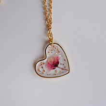 Load image into Gallery viewer, Heart necklace - pink flowers
